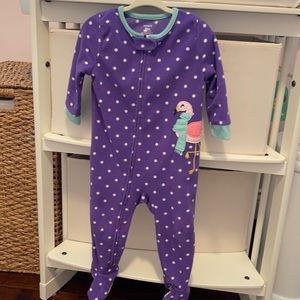 Carter’s pjs